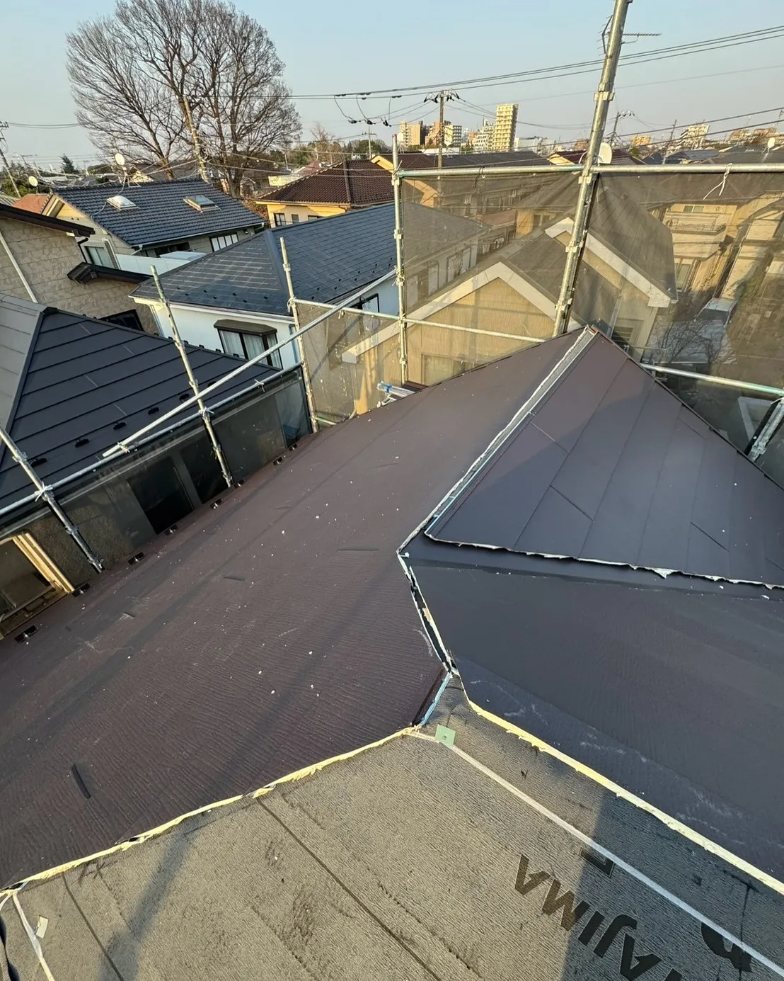 練馬区　屋根カバー工事　スーパーガルテクト