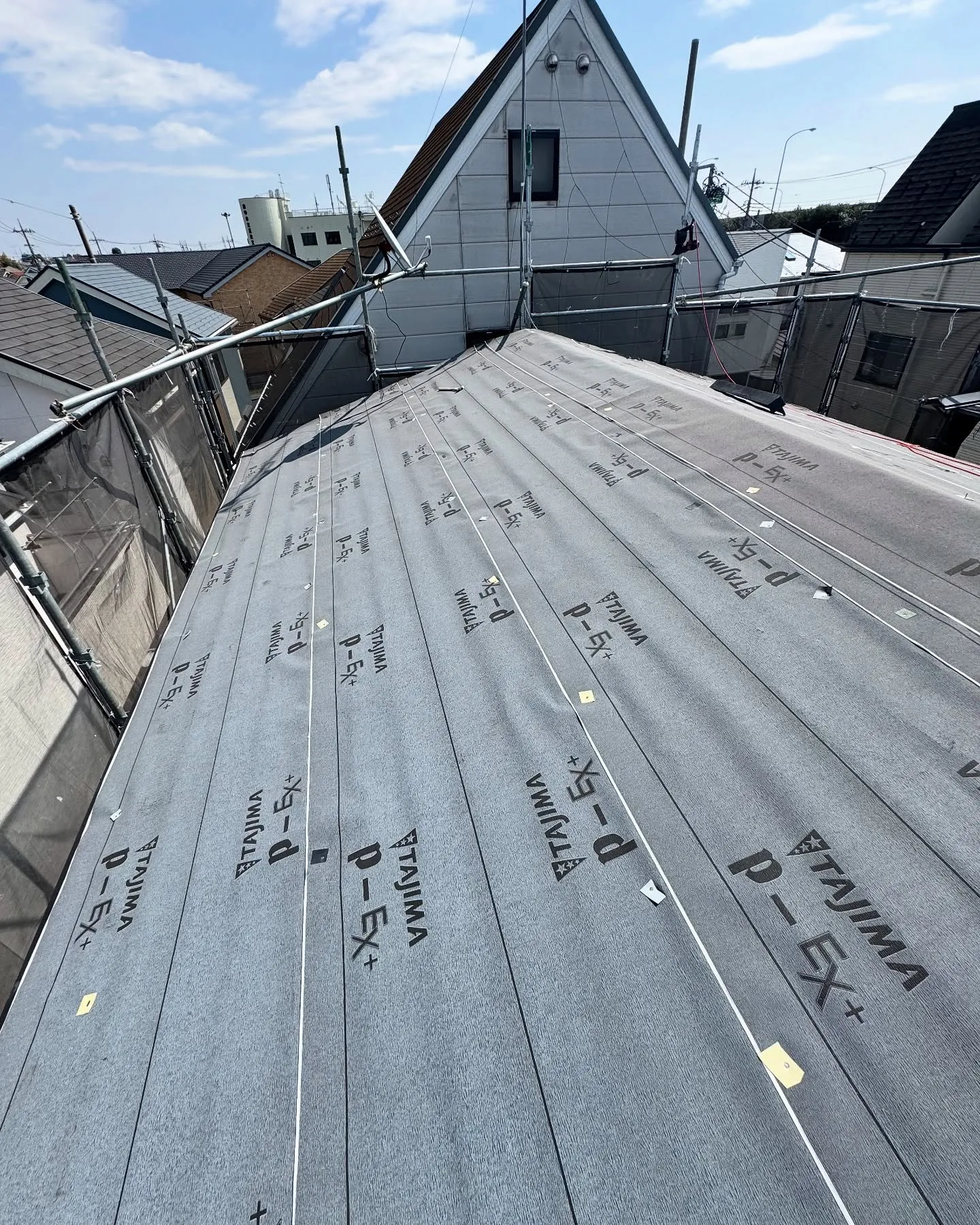 府中市　屋根工事　ディプロマットスター