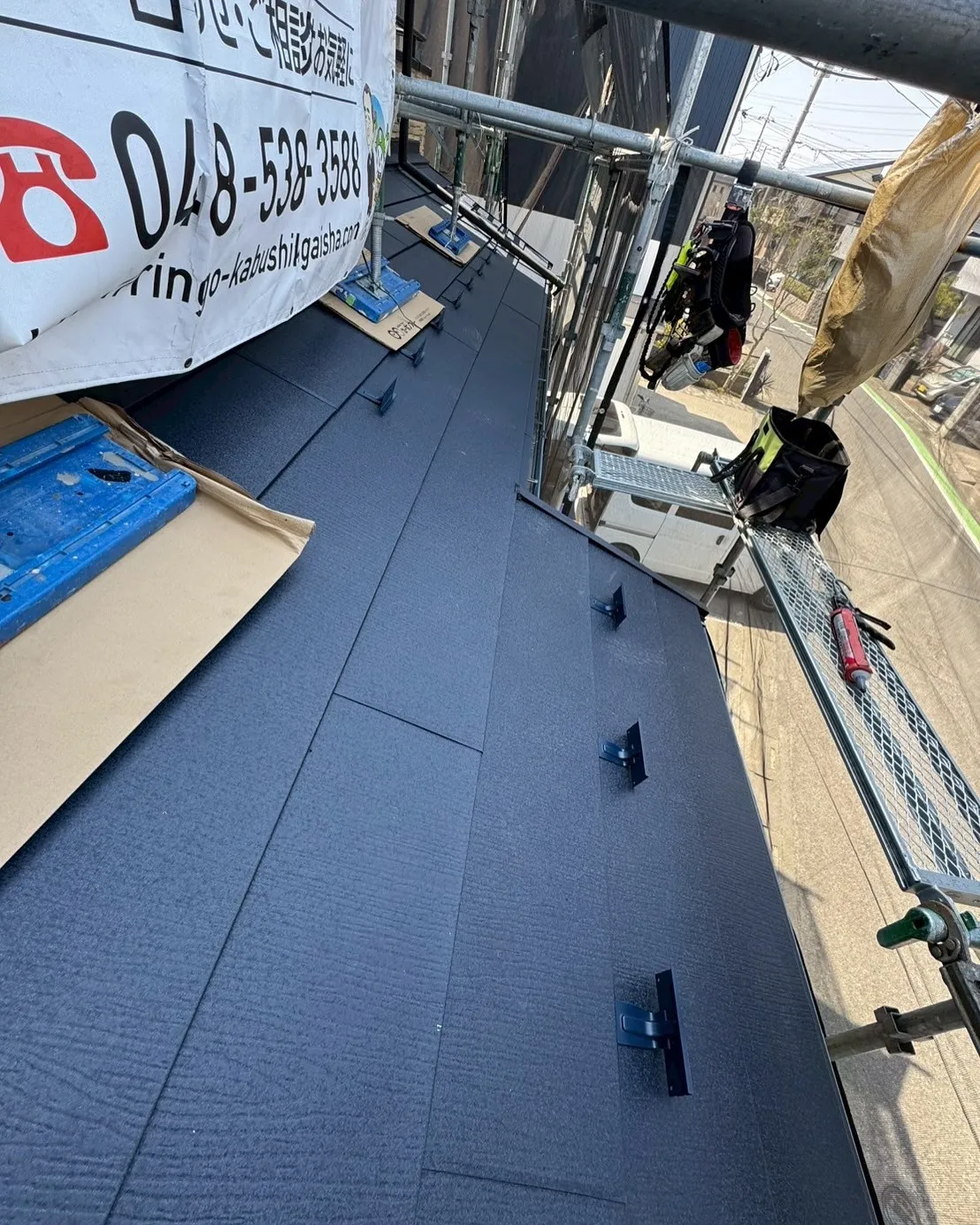 熊谷市　屋根カバー工事　スーパーガルテクト