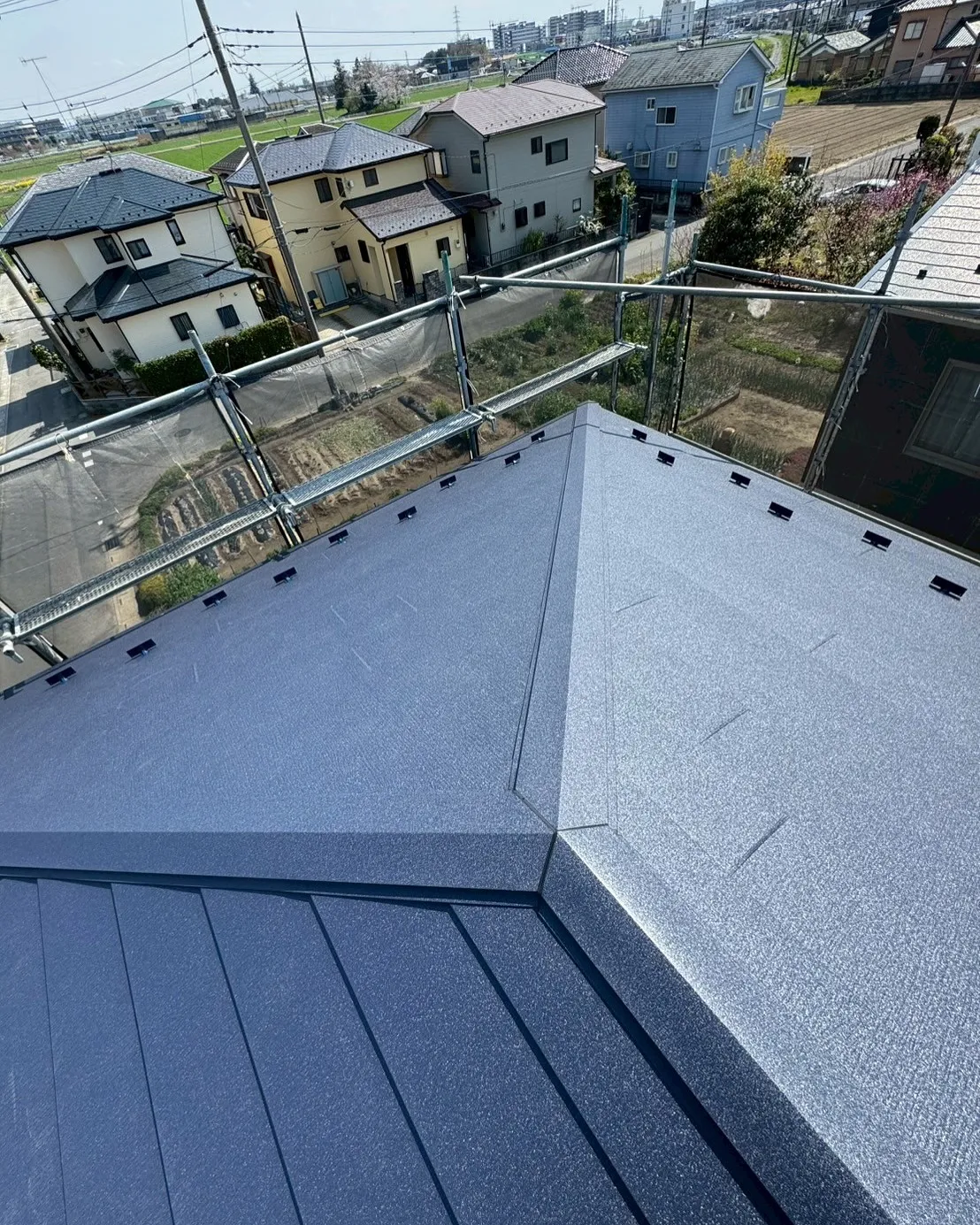 熊谷市　屋根カバー工事　スーパーガルテクト