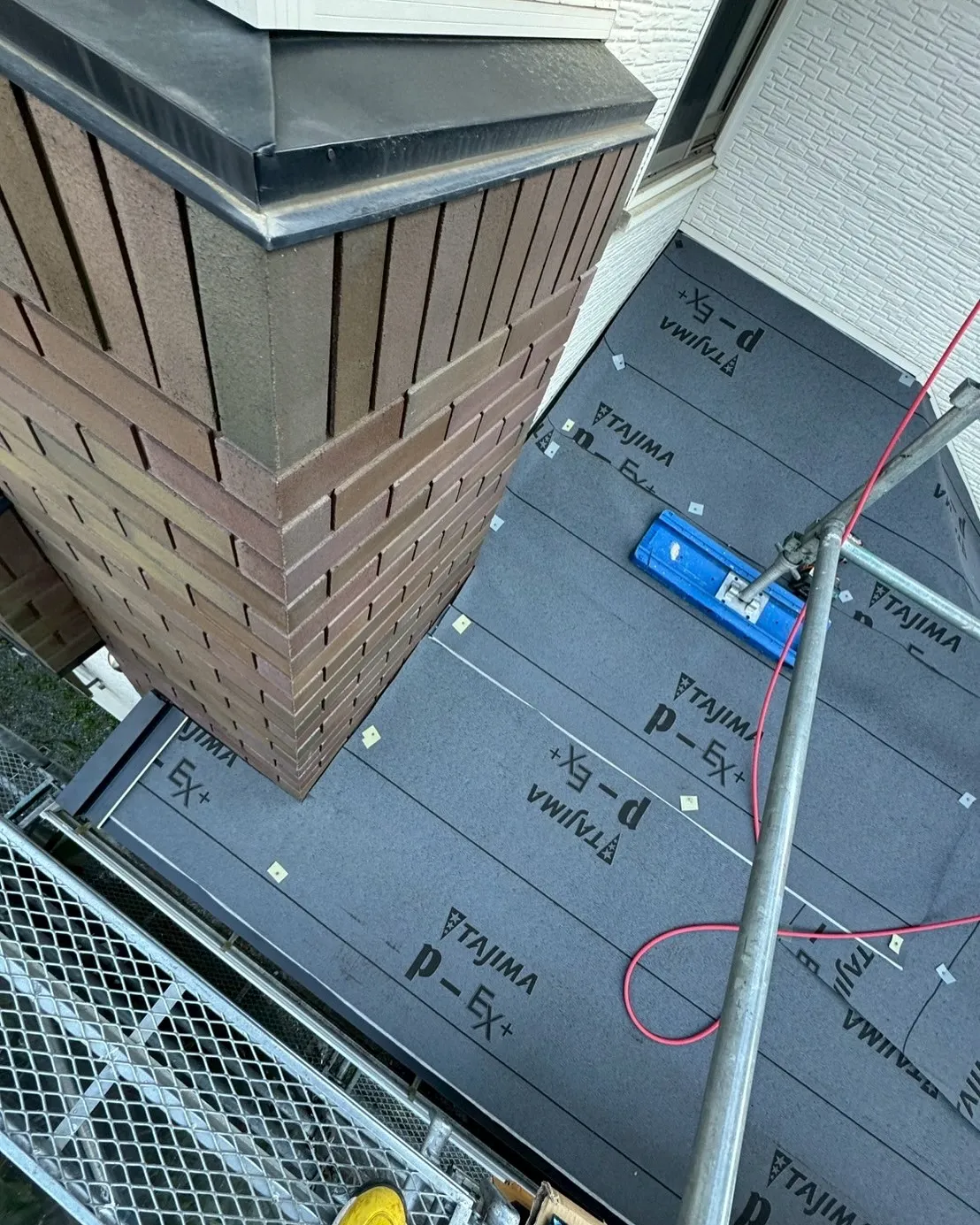 屋根カバー工事　ディプロマットスター