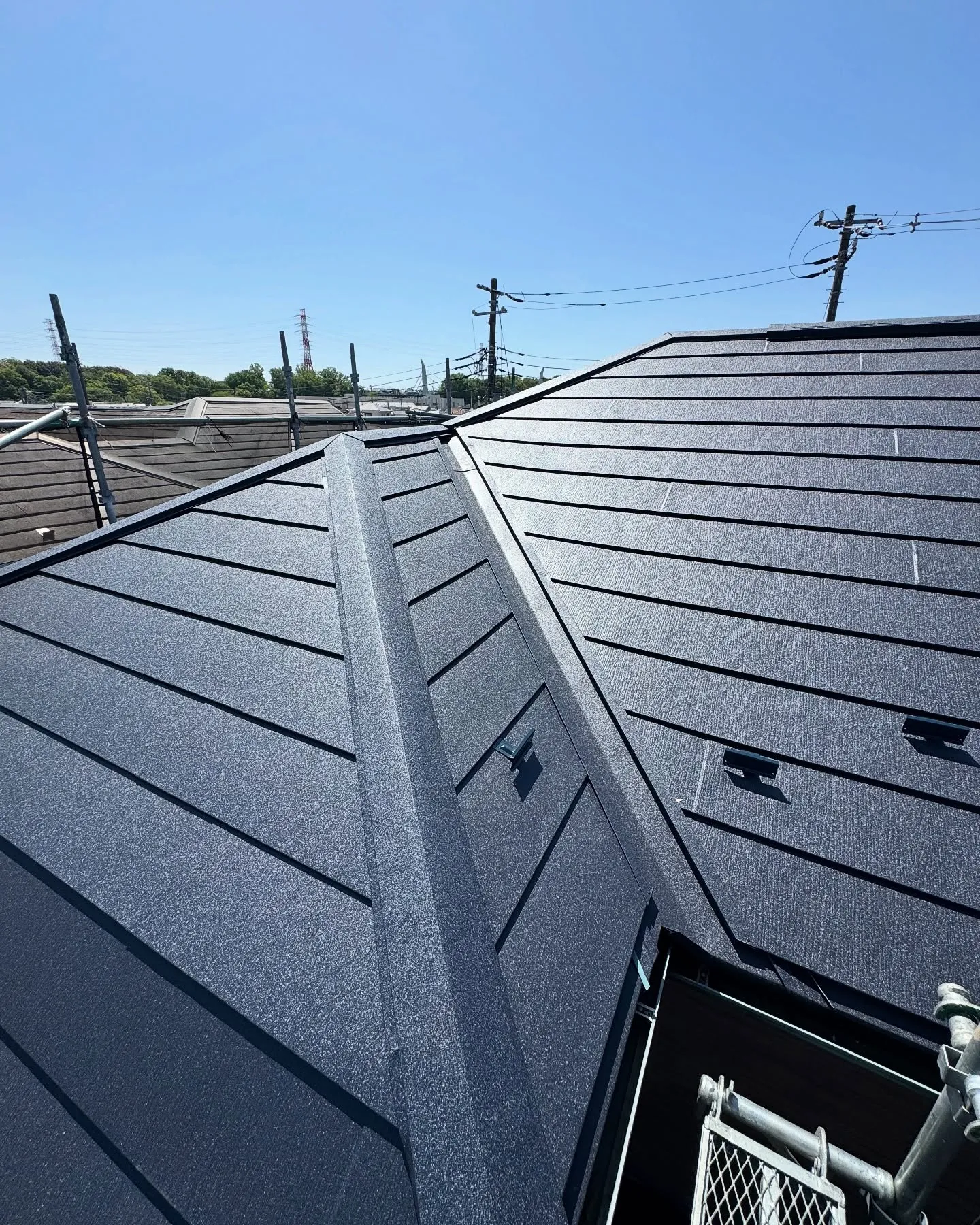 新座市　屋根カバー工事　スーパーガルテクト