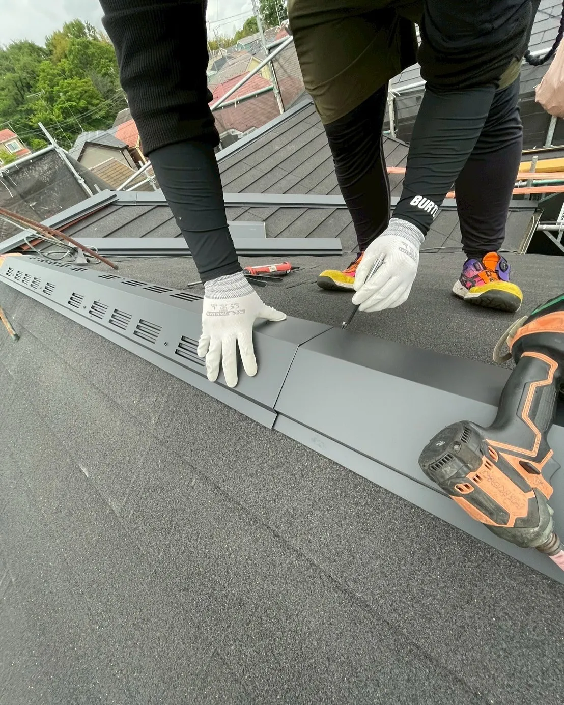 日野市　屋根カバー工事　ディプロマットスター