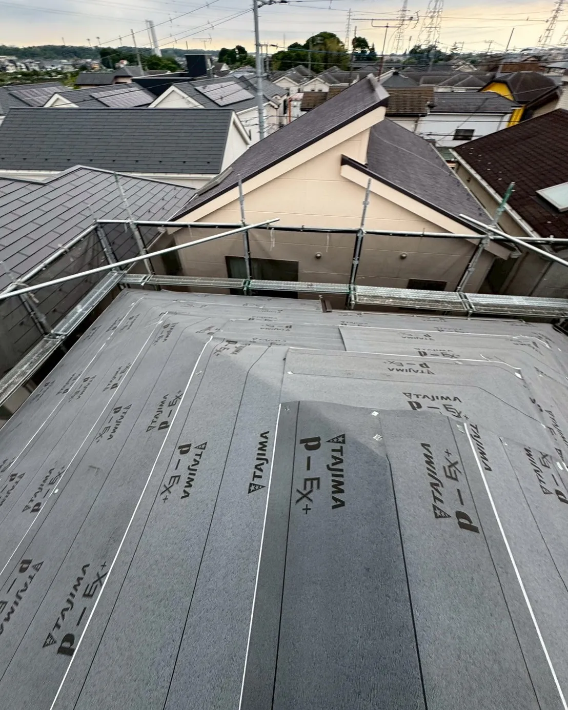 相模原市　屋根カバー工事　ディプロマットスター