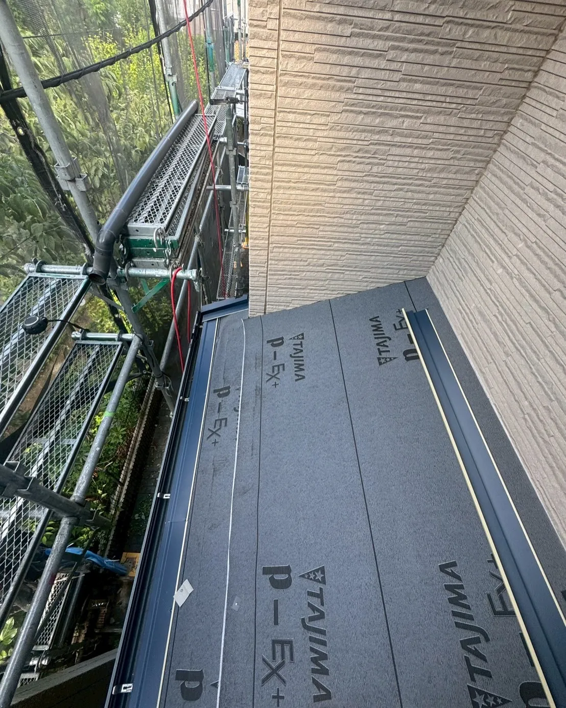 杉並区　屋根工事　ヒランビー